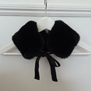 Black Fur Collar
